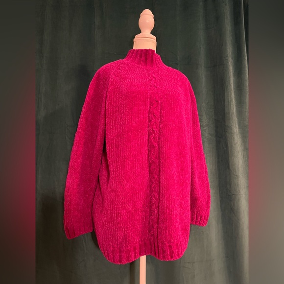 Fuchsia sweater - Picture 4 of 4